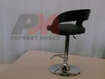 качественни бар столове от метал или пластмаса